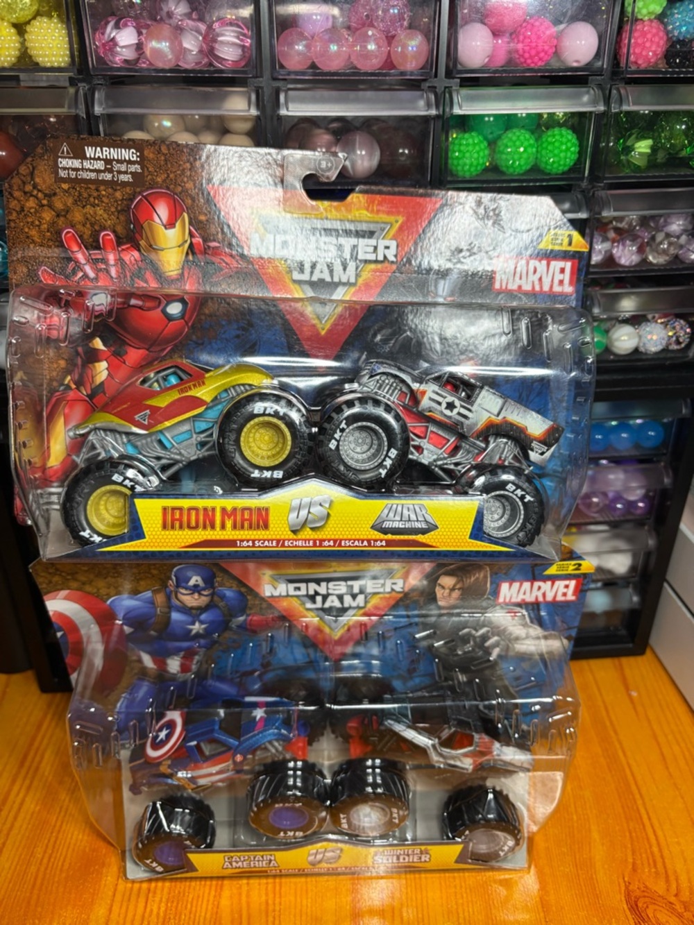 Marvel Monster Jam Iron Man vs War Machine Monster Trucks - Multicolor